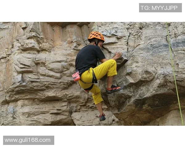 攀岩巨献：深入解析北京攀岩队的训练技巧与技术创新